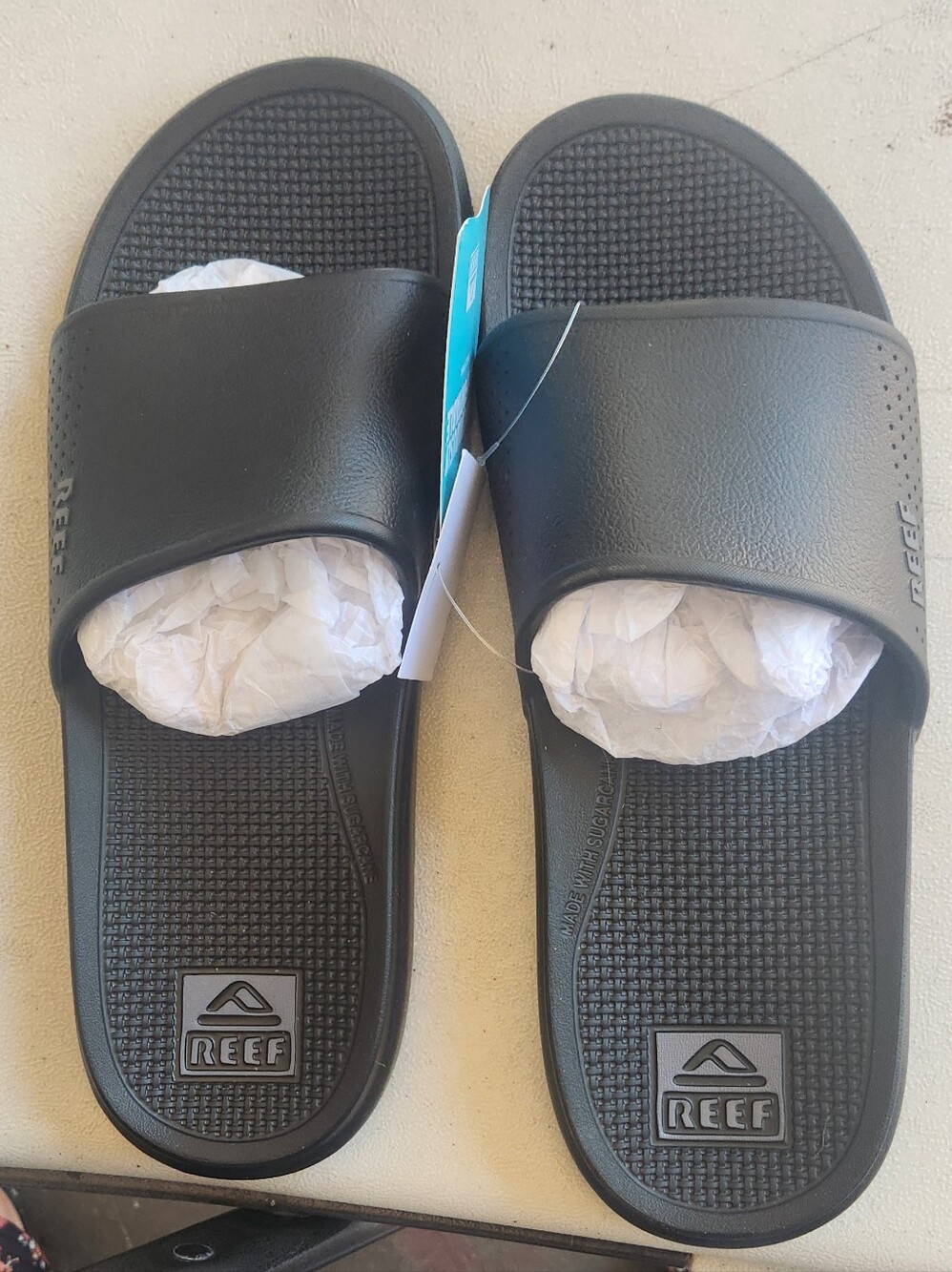 Reef Oasis Men's Black Slide Sandals - Smooth Strap Comfort